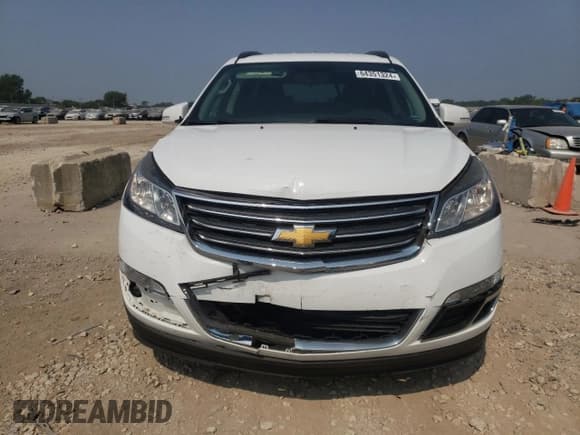 ✅ 2017 Chevrolet Traverse LT • VIN: 1GNKRGKD5HJ230105 • Lot: 64351324. Wystawiony na Copart z przebiegiem 131 593 mil. Bezpłatny archiwum sprzedaży aukcyjnych z USA i szczegółowy raport historii pojazdu na DreamBid. Zdjęcie 5.