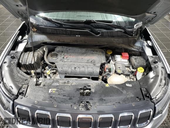 ✅ 2022 Jeep Compass Latitude • VIN: 3C4NJDBB3NT182070 • Lot: 85905135. Wystawiony na Copart z przebiegiem 55 625 mil. Bezpłatny archiwum sprzedaży aukcyjnych z USA i szczegółowy raport historii pojazdu na DreamBid. Zdjęcie 12.