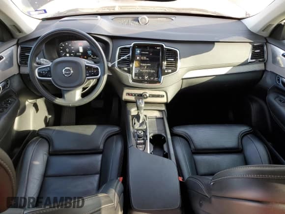 ✅ 2021 Volvo XC90 Inscription • VIN: YV4A22PL7M1716627 • Lot: 56768605. Listed on Copart with 40,776 mi. Free auction sales archive from the USA and detailed vehicle history report at DreamBid. Image 8.