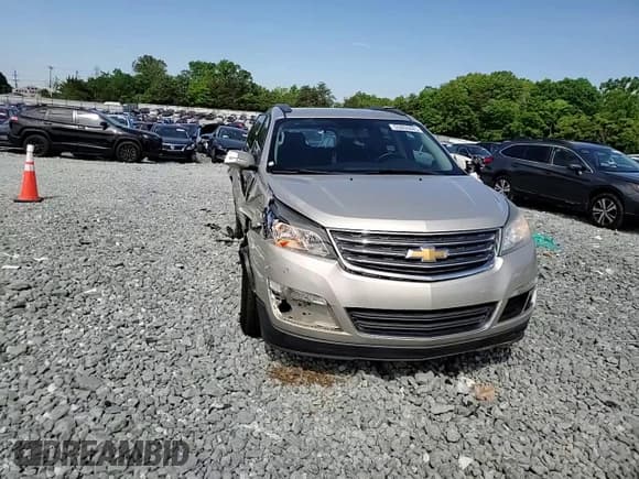 ✅ 2016 Chevrolet Traverse LT • VIN: 1GNKRGKD1GJ258675 • Lot: 55804445. Wystawiony na Copart z przebiegiem 182 133 mil. Bezpłatny archiwum sprzedaży aukcyjnych z USA i szczegółowy raport historii pojazdu na DreamBid. Zdjęcie 14.