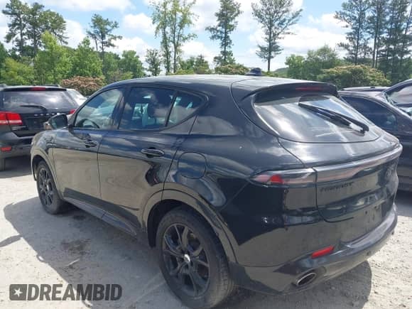 2024 Dodge Hornet R/T z VIN ZACPDFCW2R3A31979, wystawiony jako IAAI lot #42473241 z przebiegiem 34 332 mil mil oraz . Historia ofert i sprzedaży dostępna na DreamBid. Obrazek 14.