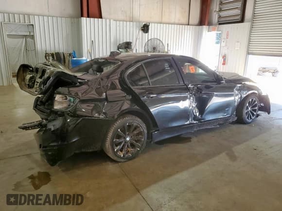 ✅ 2014 BMW 3 Series 328d xDrive • VIN: WBA3D5C52EKX98709 • Lot: 68552225. Wystawiony na Copart z przebiegiem Nie podano. Bezpłatny archiwum sprzedaży aukcyjnych z USA i szczegółowy raport historii pojazdu na DreamBid. Zdjęcie 3.