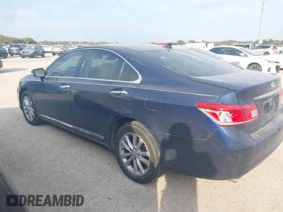 ✅ 2012 Lexus ES 330 • VIN: JTHBK1EG6C2482284 • Лот: 43504314. Опубликован ранее на IAAI с пробегом 156 674 миль. Бесплатный доступ к архиву аукционных продаж из США и подробный отчёт об истории автомобиля на DreamBid. Изображение 14.