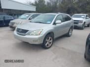 ✅ 2007 Lexus RX 350 • VIN: JTJGK31U270006689 • Lot: 41638323. Wystawiony na IAAI z przebiegiem 210 381 mil. Bezpłatny archiwum sprzedaży aukcyjnych z USA i szczegółowy raport historii pojazdu na DreamBid. Zdjęcie 2.