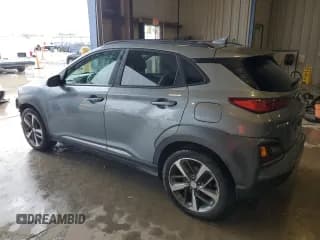 ✅ 2020 Hyundai Kona Ultimate • VIN: KM8K5CA50LU548028 • Лот: 66761964. Опубликован ранее на Copart с пробегом 156 249 миль. Бесплатный доступ к архиву аукционных продаж из США и подробный отчёт об истории автомобиля на DreamBid. Изображение 2.