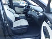 ✅ 2017 Kia Sorento SX • VIN: 5XYPKDA50HG237412 • Lot: 42776791. Listed on IAAI with 171,470 mi. Free auction sales archive from the USA and detailed vehicle history report at DreamBid. Image 5.