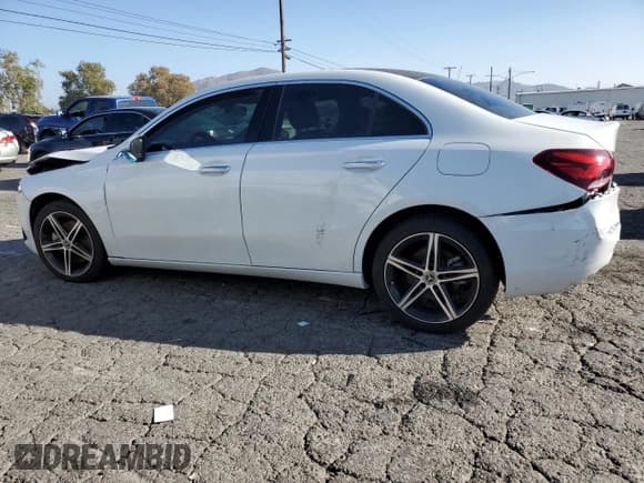 ✅ 2019 Mercedes-Benz A 220 • VIN: WDD3G4EB7KW021430 • Лот: 89595315. Опубликован ранее на Copart с пробегом 71 124 миль. Бесплатный доступ к архиву аукционных продаж из США и подробный отчёт об истории автомобиля на DreamBid. Изображение 2.