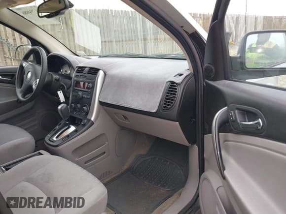 ✅ 2006 Saturn VUE • VIN: 5GZCZ33DX6S861636 • Lot: 41794986. Wystawiony na IAAI z przebiegiem 101 775 mil. Bezpłatny archiwum sprzedaży aukcyjnych z USA i szczegółowy raport historii pojazdu na DreamBid. Zdjęcie 5.