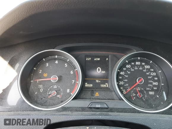 ✅ 2016 Volkswagen Golf GTI S • VIN: 3VW4T7AU4GM009176 • Lot: 72080425. Wystawiony na Copart z przebiegiem 83 329 mil. Bezpłatny archiwum sprzedaży aukcyjnych z USA i szczegółowy raport historii pojazdu na DreamBid. Zdjęcie 9.