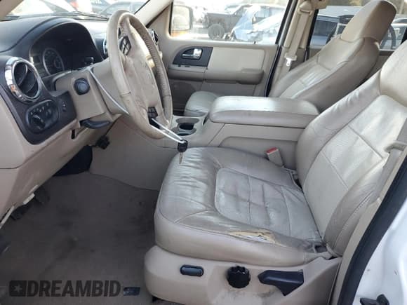 ✅ 2005 Ford Expedition Eddie Bauer • VIN: 1FMFU18555LA03689 • Lot: 44169945. Listed on Copart with 228,944 mi. Free auction sales archive from the USA and detailed vehicle history report at DreamBid. Image 7.