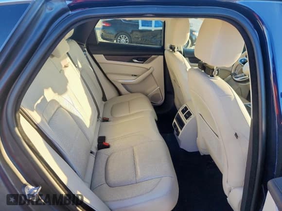 ✅ 2021 Jaguar F-Pace S • VIN: SADCJ2EX5MA670708 • Lot: 91360875. Wystawiony na Copart z przebiegiem 42 785 mil. Bezpłatny archiwum sprzedaży aukcyjnych z USA i szczegółowy raport historii pojazdu na DreamBid. Zdjęcie 11.