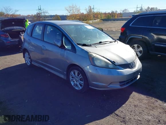 ✅ 2010 Honda Fit Sport • VIN: JHMGE8H46AC001657 • Lot: 43612034. Listed on IAAI with 183,861 mi. Free auction sales archive from the USA and detailed vehicle history report at DreamBid. Image 1.