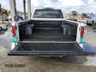 1995 Chevrolet S-10 с VIN 1GCCS1448SK221993, выставлен на аукционе Copart как лот 78937134 с пробегом 237 718 миль миль и Списание • Salvage title. История ставок и продаж доступна на DreamBid. Изображение 6.