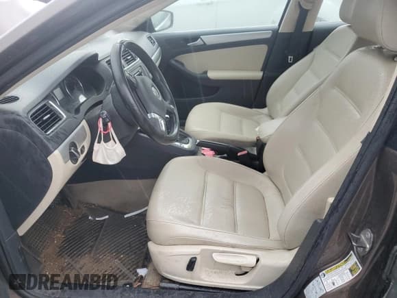 ✅ 2013 Volkswagen Jetta SE • VIN: 3VWDX7AJ5DM393023 • Lot: 65710275. Listed on Copart with Not provided. Free auction sales archive from the USA and detailed vehicle history report at DreamBid. Image 7.