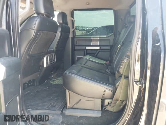 ✅ 2019 Ford F-250 XL • VIN: 1FT7W2BT7KEF69076 • Lot: 43062119. Listed on IAAI with 92,344 mi. Free auction sales archive from the USA and detailed vehicle history report at DreamBid. Image 8.