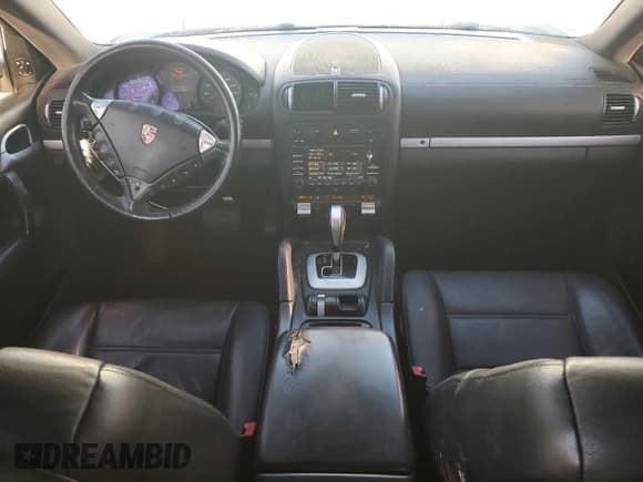 ✅ 2010 Porsche Cayenne • VIN: WP1AA2AP5ALA01068 • Lot: 89721705. Listed on Copart with 159,640 mi. Free auction sales archive from the USA and detailed vehicle history report at DreamBid. Image 8.