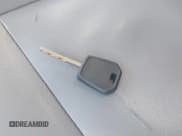 ✅ 2015 Ford Transit Cargo • VIN: 1FTNR2CM7FKA09832 • Lot: 41355534. Wystawiony na IAAI z przebiegiem 33 154 mil. Bezpłatny archiwum sprzedaży aukcyjnych z USA i szczegółowy raport historii pojazdu na DreamBid. Zdjęcie 11.