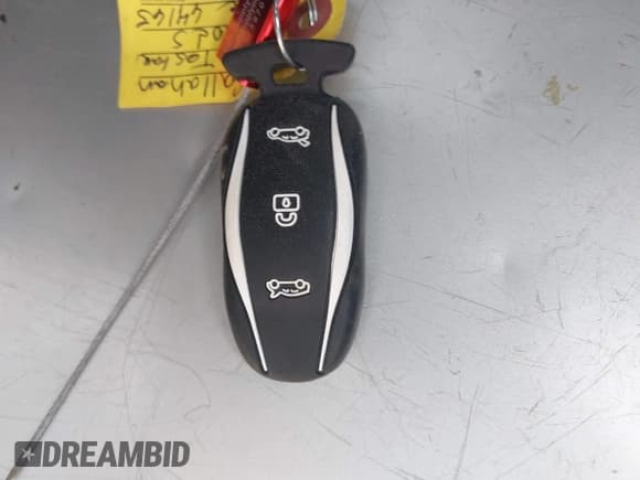 ✅ 2017 Tesla Model S 100D • VIN: 5YJSA1E29HF204797 • Lot: 41760296. Listed on IAAI with 92,587 mi. Free auction sales archive from the USA and detailed vehicle history report at DreamBid. Image 11.