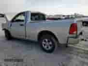 2017 Ram 1500 Tradesman z VIN 3C6JR6AT3HG604680, wystawiony jako Copart lot #53157055 z przebiegiem Nie podano mil oraz Czysty tytuł • Clean title. Historia ofert i sprzedaży dostępna na DreamBid. Obrazek 2.