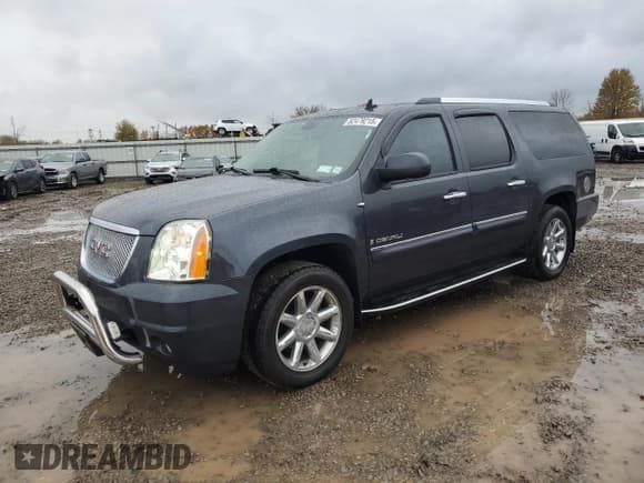 ✅ 2008 GMC Yukon XL • VIN: 1GKFK66808J238803 • Lot: 82479215. Wystawiony na Copart z przebiegiem 161 324 mil. Bezpłatny archiwum sprzedaży aukcyjnych z USA i szczegółowy raport historii pojazdu na DreamBid. Zdjęcie 1.