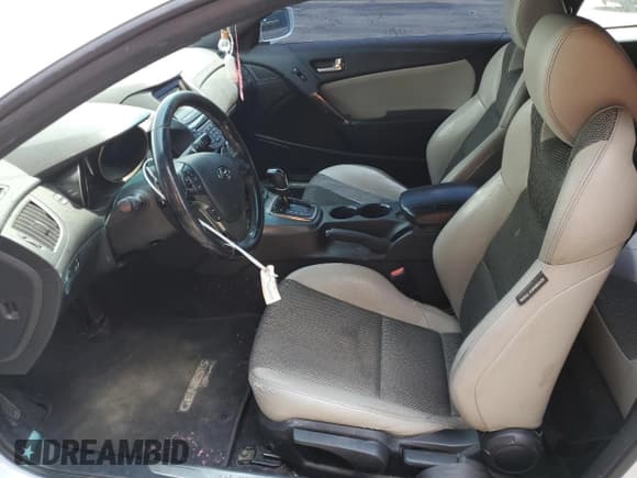 ✅ 2015 Hyundai Genesis Coupe 3.8L Base • VIN: KMHHU6KJ3FU124874 • Lot: 65054275. Listed on Copart with 121,627 mi. Free auction sales archive from the USA and detailed vehicle history report at DreamBid. Image 7.