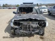 ✅ 2006 Jeep Commander • VIN: 1J8HG48K46C131458 • Lot: 49476505. Wystawiony na Copart z przebiegiem Nie podano. Bezpłatny archiwum sprzedaży aukcyjnych z USA i szczegółowy raport historii pojazdu na DreamBid. Zdjęcie 5.