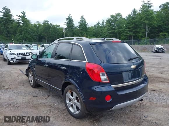 ✅ 2014 Chevrolet Captiva Sport LT • VIN: 3GNAL3EK8ES657661 • Lot: 42722378. Wystawiony na IAAI z przebiegiem Nie podano. Bezpłatny archiwum sprzedaży aukcyjnych z USA i szczegółowy raport historii pojazdu na DreamBid. Zdjęcie 3.