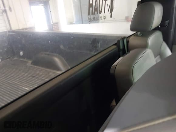 ✅ 2018 Chevrolet Silverado 1500 Work Truck • VIN: 1GCNCNEH1JZ142444 • Лот: 42645043. Опубликован ранее на IAAI с пробегом 131 016 миль. Бесплатный доступ к архиву аукционных продаж из США и подробный отчёт об истории автомобиля на DreamBid. Изображение 8.