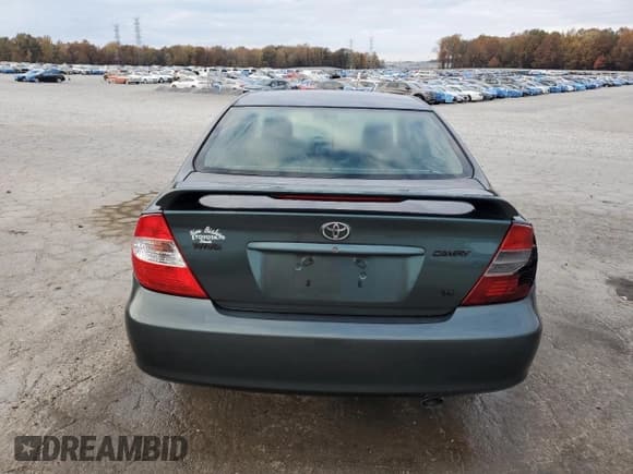 ✅ 2002 Toyota Camry XLE • VIN: 4T1BF30K52U539571 • Lot: 93326725. Listed on Copart with 233,708 mi. Free auction sales archive from the USA and detailed vehicle history report at DreamBid. Image 6.