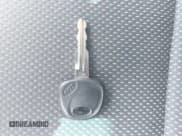 ✅ 2008 Kia Rio LX • VIN: KNADE123786350165 • Lot: 42825333. Wystawiony na IAAI z przebiegiem 195 366 mil. Bezpłatny archiwum sprzedaży aukcyjnych z USA i szczegółowy raport historii pojazdu na DreamBid. Zdjęcie 11.