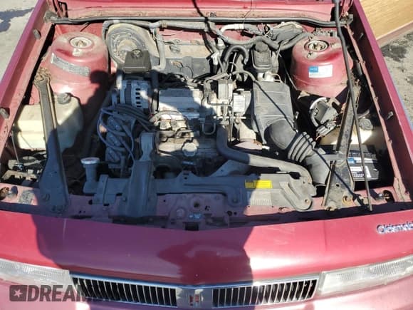 ✅ 1993 Oldsmobile Cutlass • VIN: 1G3AJ85N8P6362475 • Lot: 45789795. Wystawiony na Copart z przebiegiem 103 756 mil. Bezpłatny archiwum sprzedaży aukcyjnych z USA i szczegółowy raport historii pojazdu na DreamBid. Zdjęcie 11.