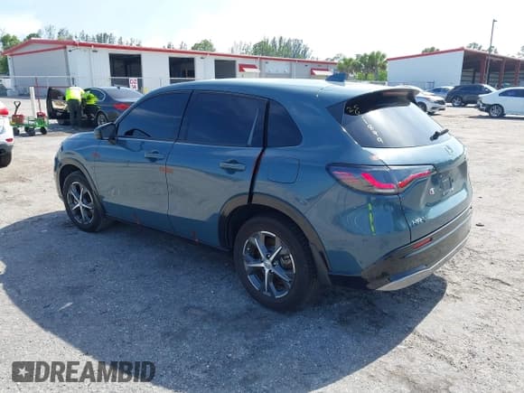 ✅ 2024 Honda HR-V EX-L • VIN: 3CZRZ1H74RM756293 • Lot: 42682381. Listed on IAAI with 27,195 mi. Free auction sales archive from the USA and detailed vehicle history report at DreamBid. Image 3.