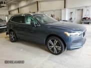 ✅ 2018 Volvo XC60 Momentum • VIN: YV4102RK4J1070470 • Лот: 82450445. Опубликован ранее на Copart с пробегом 154 113 миль. Бесплатный доступ к архиву аукционных продаж из США и подробный отчёт об истории автомобиля на DreamBid. Изображение 4.