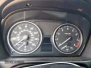 ✅ 2010 BMW 3 Series 328i • VIN: WBAWR3C52AP463353 • Lot: 70332025. Wystawiony na Copart z przebiegiem Nie podano. Bezpłatny archiwum sprzedaży aukcyjnych z USA i szczegółowy raport historii pojazdu na DreamBid. Zdjęcie 9.