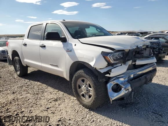 ✅ 2012 Toyota Tundra • VIN: 5TFDY5F10CX218930 • Lot: 70060405. Wystawiony na Copart z przebiegiem 250 953 mil. Bezpłatny archiwum sprzedaży aukcyjnych z USA i szczegółowy raport historii pojazdu na DreamBid. Zdjęcie 4.