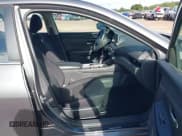 ✅ 2024 Nissan Sentra SV • VIN: 3N1AB8CV9RY317799 • Lot: 42407470. Wystawiony na IAAI z przebiegiem 5 469 mil. Bezpłatny archiwum sprzedaży aukcyjnych z USA i szczegółowy raport historii pojazdu na DreamBid. Zdjęcie 5.