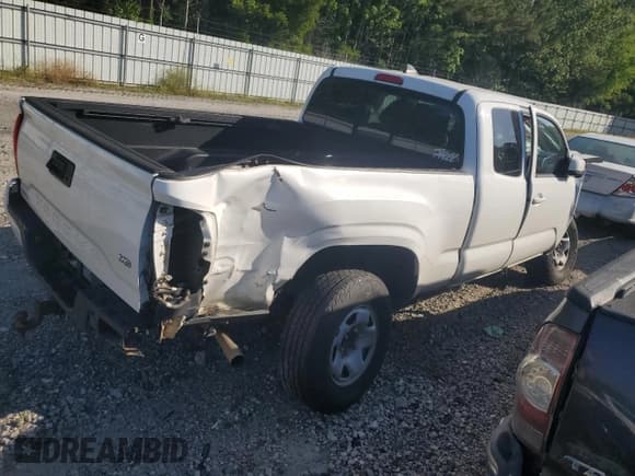 ✅ 2019 Toyota Tacoma SR5 • VIN: 5TFRZ5CN3KX075965 • Lot: 54377915. Listed on Copart with 118,004 mi. Free auction sales archive from the USA and detailed vehicle history report at DreamBid. Image 3.