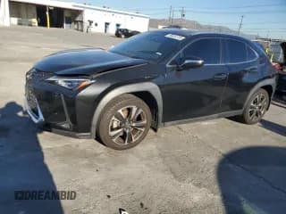 ✅ 2021 Lexus UX 200 • VIN: JTHX3JBH5M2032109 • Lot: 90634785. Listed on Copart with 50,312 mi. Free auction sales archive from the USA and detailed vehicle history report at DreamBid. Image 1.