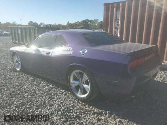 ✅ 2014 Dodge Challenger R/T Classic • VIN: 2C3CDYBTXEH205369 • Lot: 76815314. Wystawiony na Copart z przebiegiem 153 744 mil. Bezpłatny archiwum sprzedaży aukcyjnych z USA i szczegółowy raport historii pojazdu na DreamBid. Zdjęcie 2.