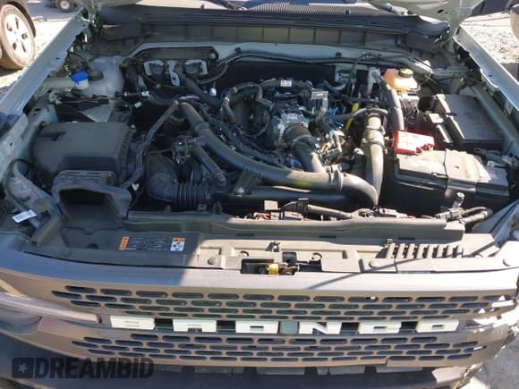 ✅ 2023 Ford Bronco • VIN: 1FMEE5DP7PLB81565 • Lot: 41891295. Wystawiony na IAAI z przebiegiem 27 890 mil. Bezpłatny archiwum sprzedaży aukcyjnych z USA i szczegółowy raport historii pojazdu na DreamBid. Zdjęcie 10.