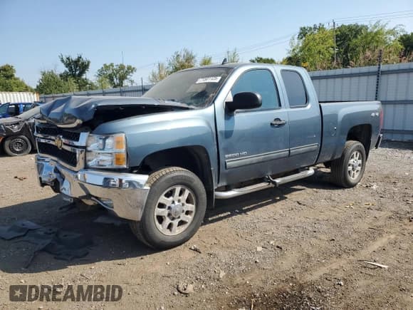 ✅ 2012 Chevrolet Silverado 2500HD LT • VIN: 1GC2KXCG7CZ119717 • Лот: 71501125. Опубликован ранее на Copart с пробегом 240 174 миль. Бесплатный доступ к архиву аукционных продаж из США и подробный отчёт об истории автомобиля на DreamBid. Изображение 1.