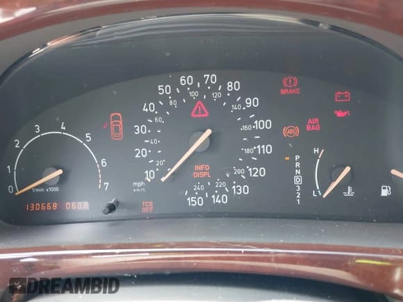 ✅ 2000 Saab 9-5 SE • VIN: YS3EF48Z4Y3068349 • Lot: 42697306. Listed on IAAI with 130,668 mi. Free auction sales archive from the USA and detailed vehicle history report at DreamBid. Image 7.