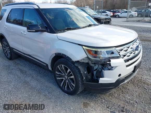 ✅ 2018 Ford Explorer XLT • VIN: 1FM5K8D85JGC12556 • Lot: 43737640. Wystawiony na IAAI z przebiegiem 162 338 mil. Bezpłatny archiwum sprzedaży aukcyjnych z USA i szczegółowy raport historii pojazdu na DreamBid. Zdjęcie 1.