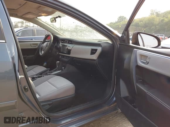 ✅ 2015 Toyota Corolla LE Eco • VIN: 5YFBPRHE9FP229283 • Lot: 42891889. Wystawiony na IAAI z przebiegiem 103 244 mil. Bezpłatny archiwum sprzedaży aukcyjnych z USA i szczegółowy raport historii pojazdu na DreamBid. Zdjęcie 5.