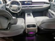 ✅ 2024 Kia EV9 Land • VIN: KNDADFS53R6044637 • Lot: 46141125. Wystawiony na Copart z przebiegiem 7 196 mil. Bezpłatny archiwum sprzedaży aukcyjnych z USA i szczegółowy raport historii pojazdu na DreamBid. Zdjęcie 8.