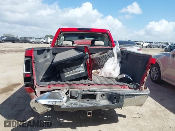 ✅ 2011 GMC Sierra 1500 SLT • VIN: 3GTP2WE31BG231292 • Лот: 42543137. Опубликован ранее на IAAI с пробегом 178 238 миль. Бесплатный доступ к архиву аукционных продаж из США и подробный отчёт об истории автомобиля на DreamBid. Изображение 16.