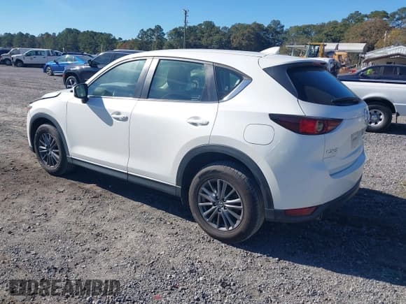 ✅ 2021 Mazda CX-5 Sport • VIN: JM3KFABM3M0330841 • Lot: 43596526. Wystawiony na IAAI z przebiegiem 79 524 mil. Bezpłatny archiwum sprzedaży aukcyjnych z USA i szczegółowy raport historii pojazdu na DreamBid. Zdjęcie 1.