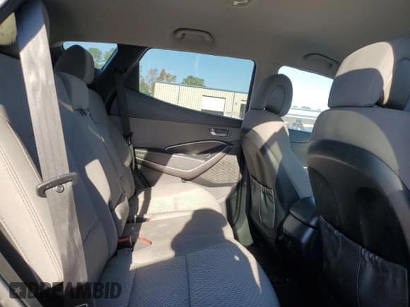 ✅ 2017 Hyundai Santa Fe 2.4L • VIN: 5XYZTDLB4HG390447 • Лот: 87127465. Опубликован ранее на Copart с пробегом 150 668 миль. Бесплатный доступ к архиву аукционных продаж из США и подробный отчёт об истории автомобиля на DreamBid. Изображение 11.