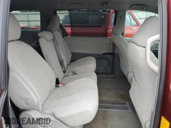 ✅ 2012 Toyota Sienna LE AAS • VIN: 5TDKK3DC1CS208446 • Lot: 59896565. Listed on Copart with 102,547 mi. Free auction sales archive from the USA and detailed vehicle history report at DreamBid. Image 11.