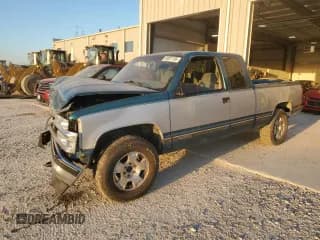 ✅ 1997 Chevrolet Silverado 1500 • VIN: 1GCEK19R9VE197820 • Lot: 84001185. Listed on Copart with 193,957 mi. Free auction sales archive from the USA and detailed vehicle history report at DreamBid. Image 1.